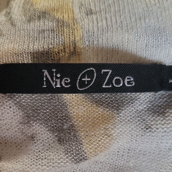 NIC+ZOE Lightweight L/S V-Neck Button-up Linen Blend Cardi - Picture 5 of 7